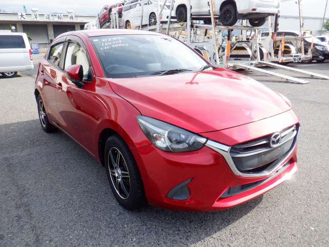 MAZDA DEMIO 2016