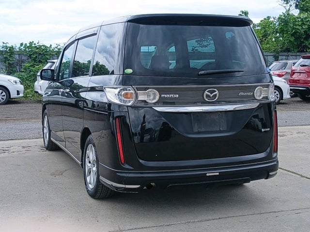 MAZDA BIANTE 2011
