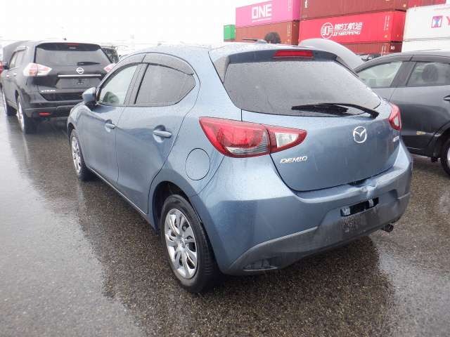 MAZDA DEMIO photo 3