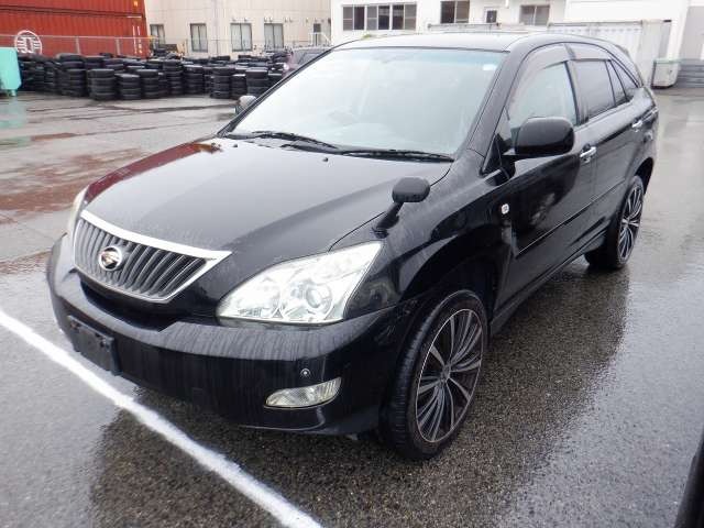 TOYOTA HARRIER photo 2