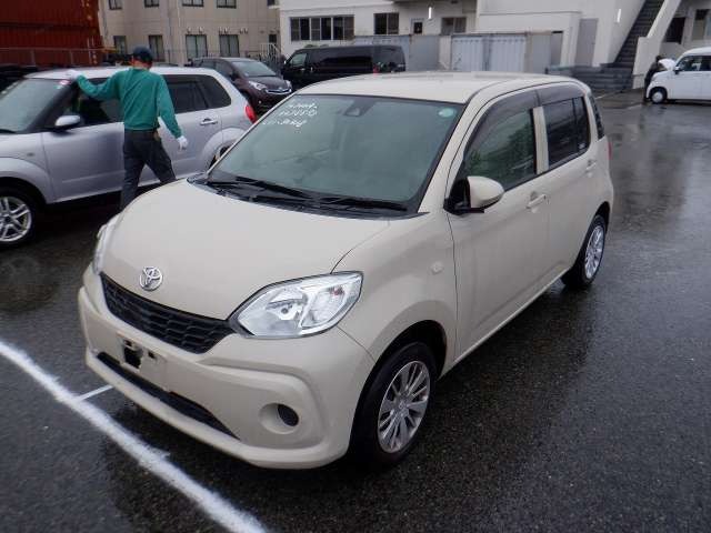 TOYOTA PASSO photo 2