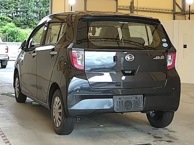 DAIHATSU MIRA ES photo 3