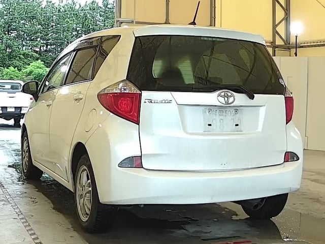 TOYOTA RACTIS photo 3
