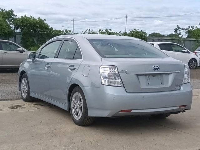 TOYOTA SAI photo 2