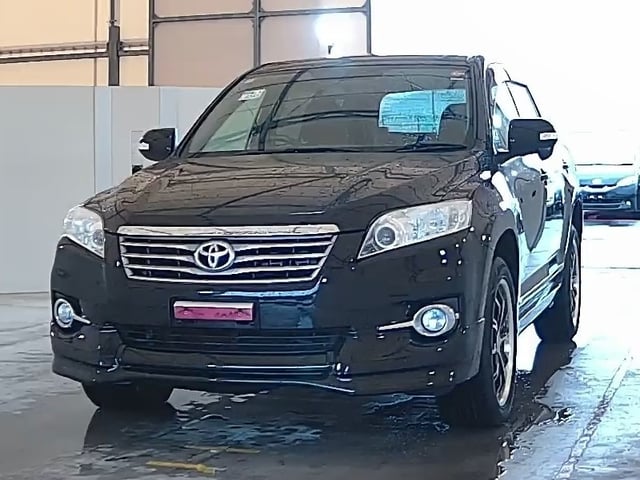 TOYOTA VANGUARD photo 2