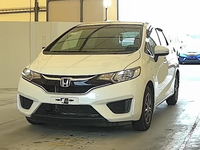 HONDA FIT photo 2