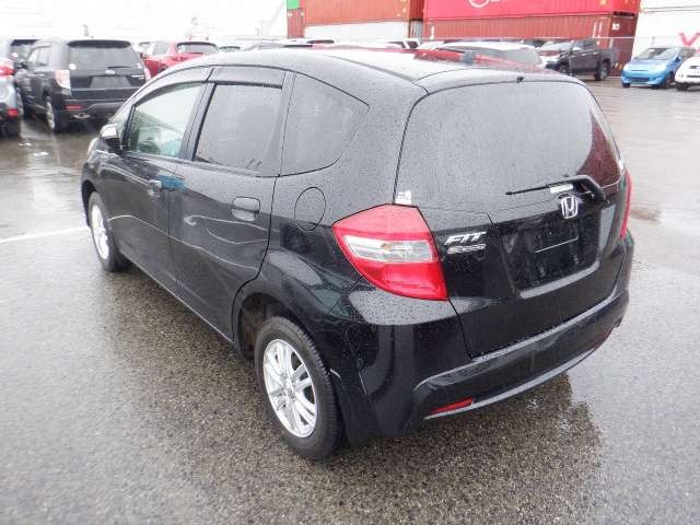 HONDA FIT photo 3