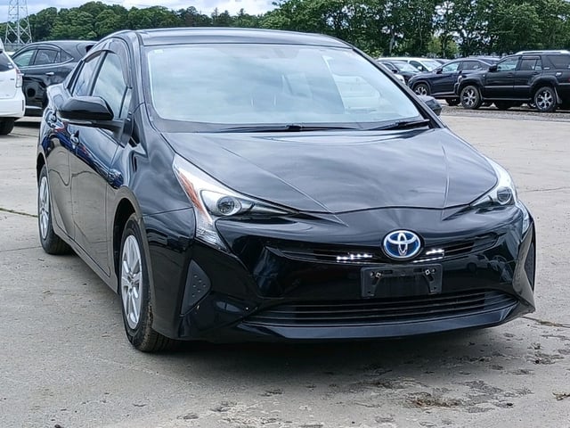TOYOTA PRIUS 2016