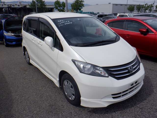 HONDA FREED 2008