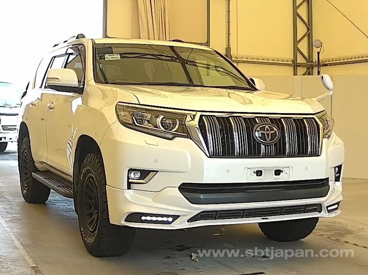 2019 Toyota Land Cruiser Prado, photo 1 of 1