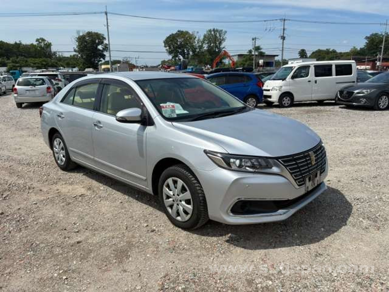 2020 Toyota Premio, photo 1 of 1