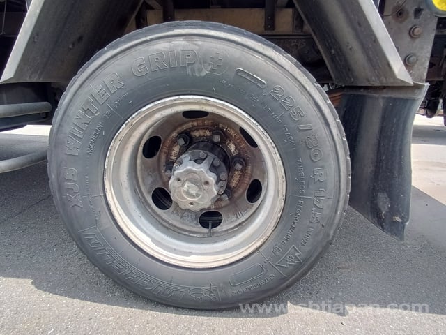 27.jpg