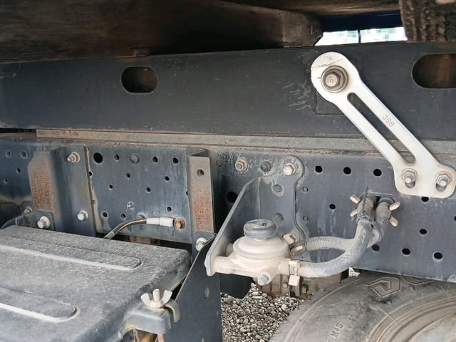 281.jpg