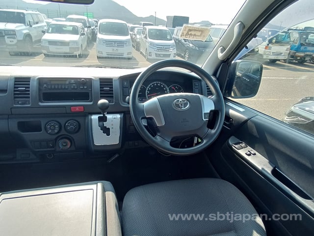 2019 TOYOTA REGIUSACE VAN LONG JUST LOW DX