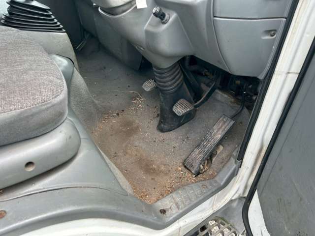 281.jpg