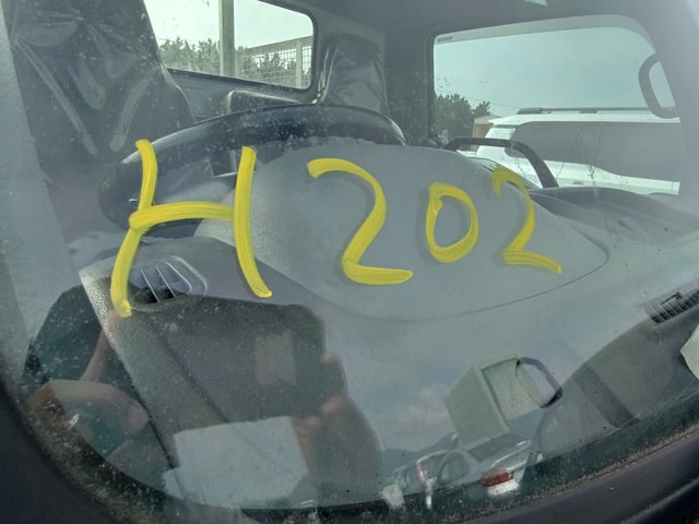 281.jpg