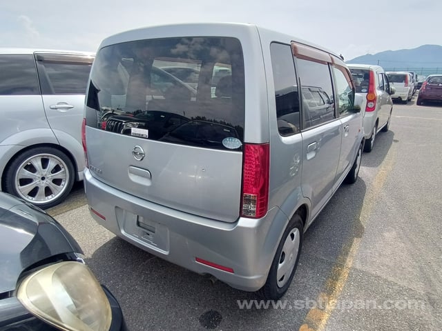 Nissan Otti 2008 photo 4