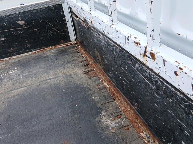 281.jpg