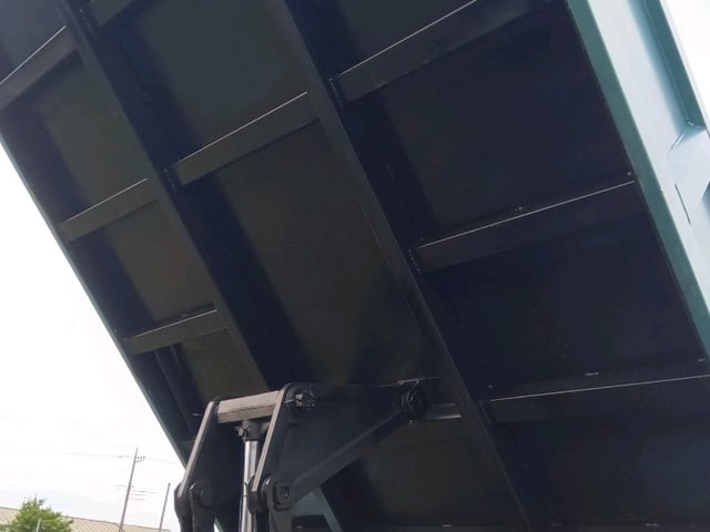305.jpg
