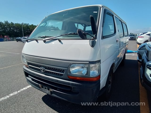 r.jpg