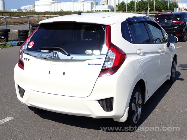 Honda Fit Hybrid 2014 photo 4