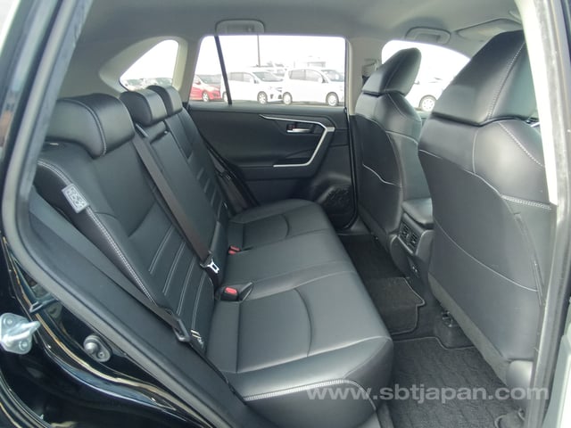 2021 TOYOTA RAV4 G