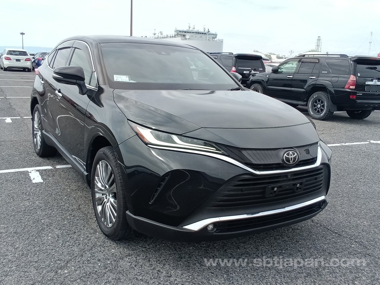 2021 Toyota Harrier, photo 1 of 1