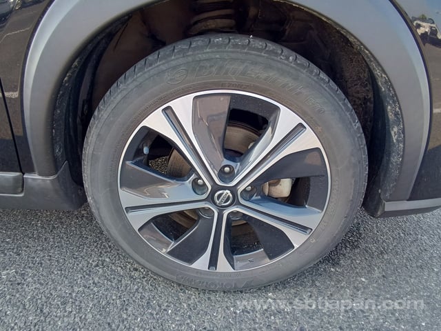 2021 NISSAN KICKS X