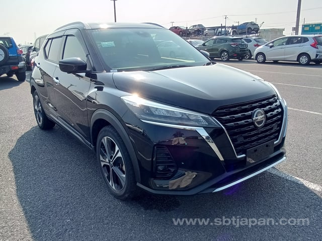 2021 NISSAN KICKS X