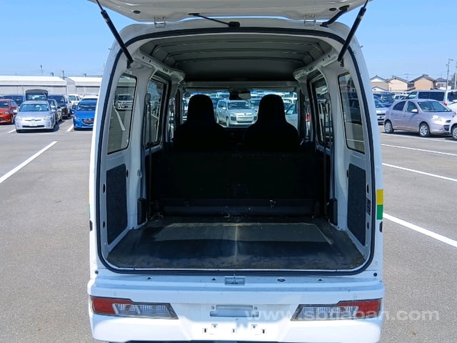 2019 TOYOTA PIXIS VAN DELUXE SA3