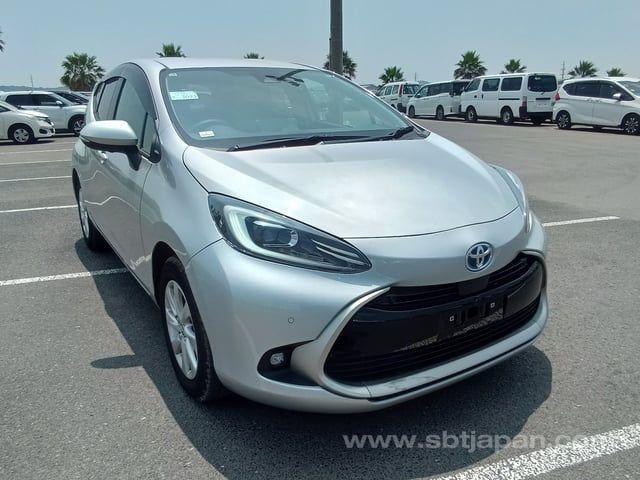 2025 TOYOTA AQUA Z
