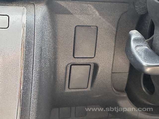 2017 TOYOTA REGIUSACE VAN DX