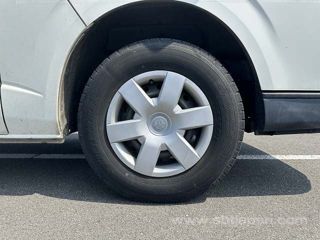 2017 TOYOTA REGIUSACE VAN DX
