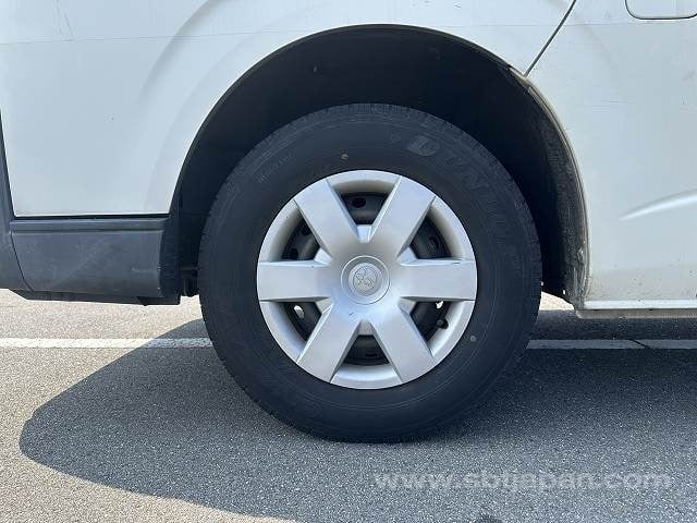 2017 TOYOTA REGIUSACE VAN DX