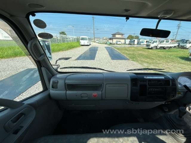 2011 TOYOTA DYNA 2.7t FLAT BODY