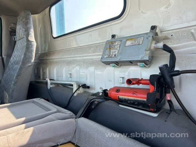 2011 TOYOTA DYNA 2.7t FLAT BODY