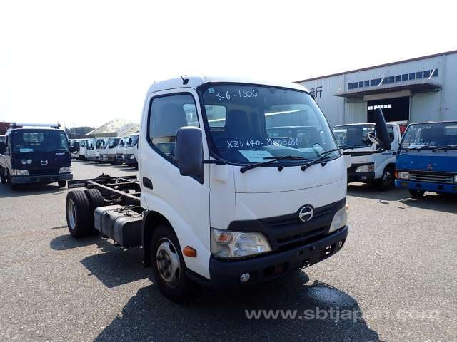 2014 HINO DUTRO 3.0t CHASSIS
