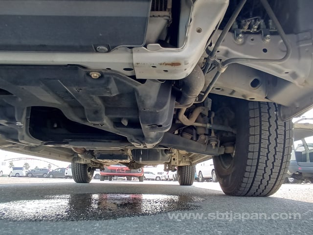 2017 TOYOTA HIACE VAN DX