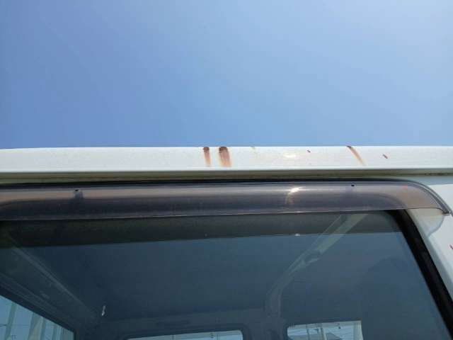 2011 HINO DUTRO 2.0t W CAB