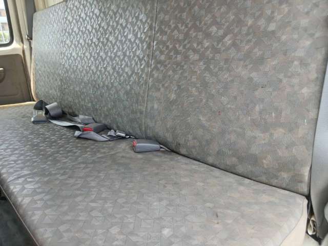 2011 HINO DUTRO 2.0t W CAB
