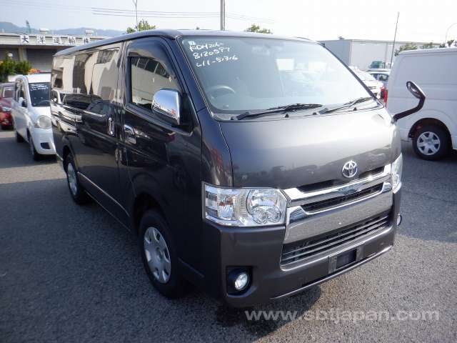 2017 TOYOTA HIACE VAN SUPER GL