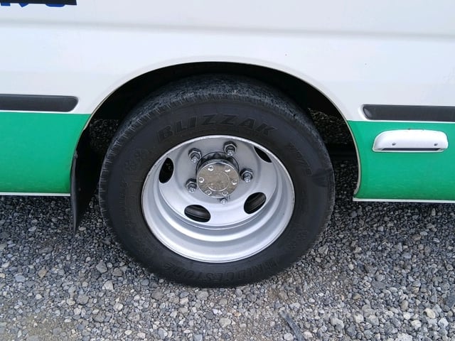 32.jpg