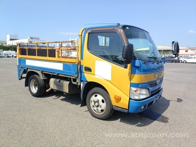 2015 HINO DUTRO 3.0t FLAT BODY