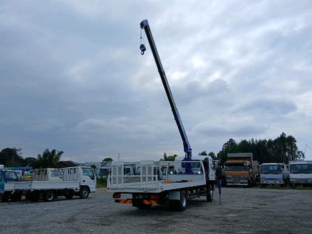 2011 HINO RANGER 2.05t CAR LOADER 3STEP CRANE