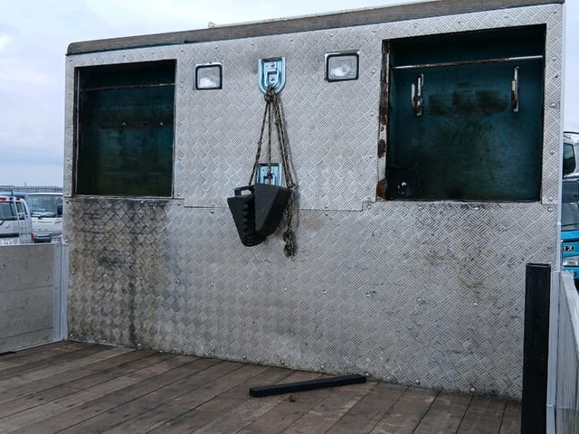 281.jpg
