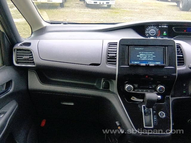 2022 NISSAN SERENA XV