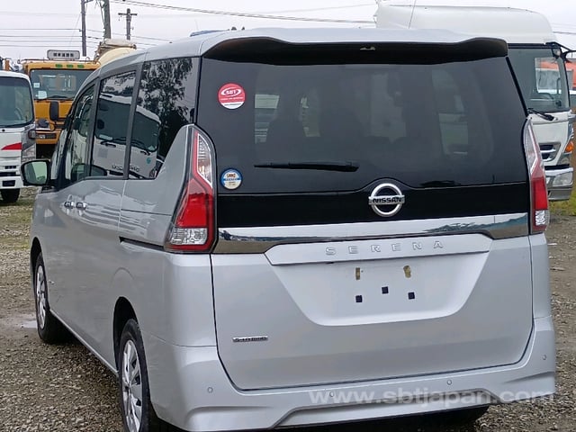 2022 NISSAN SERENA XV