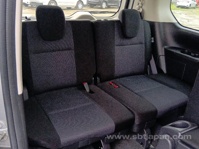 2022 NISSAN SERENA XV
