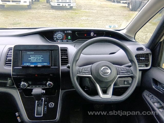 2022 NISSAN SERENA XV