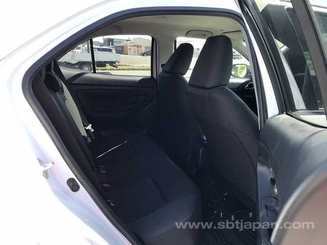 2024 TOYOTA YARIS CROSS G